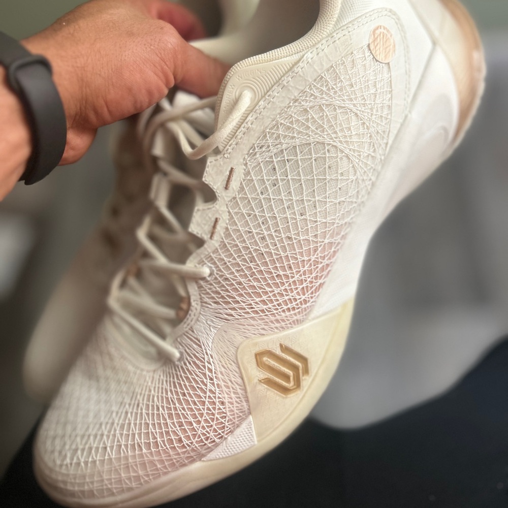Men's Athletic Sneakers - Cream/Beige Lightweight Performance